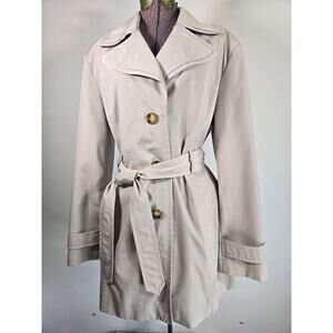London Fog Women's Water Resistant Belted Cream Color Trench Coat. Size Medium
